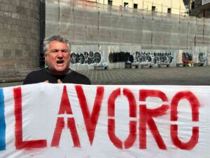 Napoli, presidio per reddito di cittadinanza